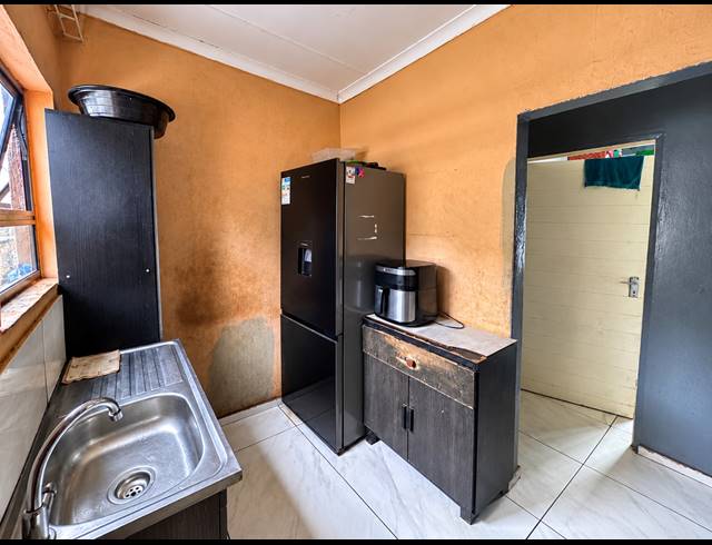 3 BEDROOM HOUSE FOR SALE IN VANDERBIJLPARK CW 6